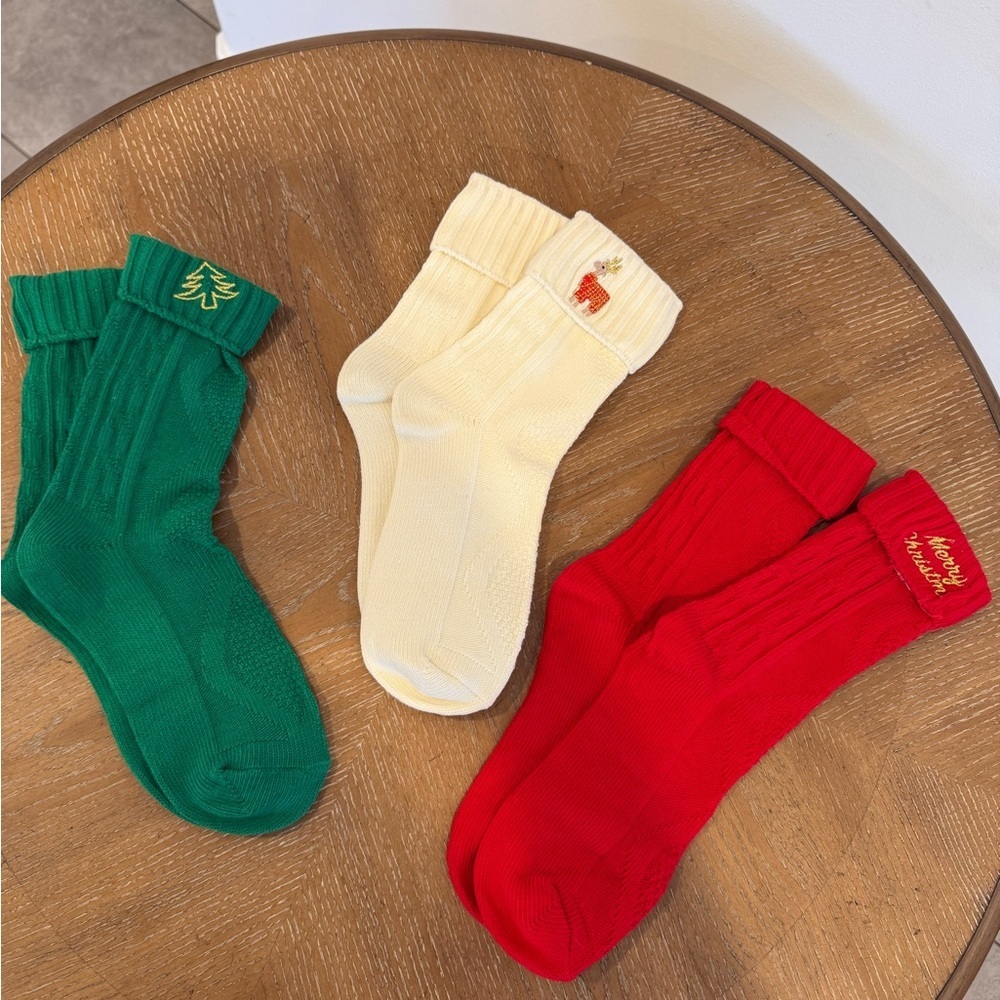 🎁 Christmas Cozy Socks Set | Red Green Cream Holiday Socks | Gift Boxed - Picture 1 of 5